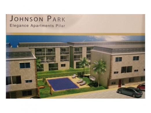 Johnson Park 100, Piso 1